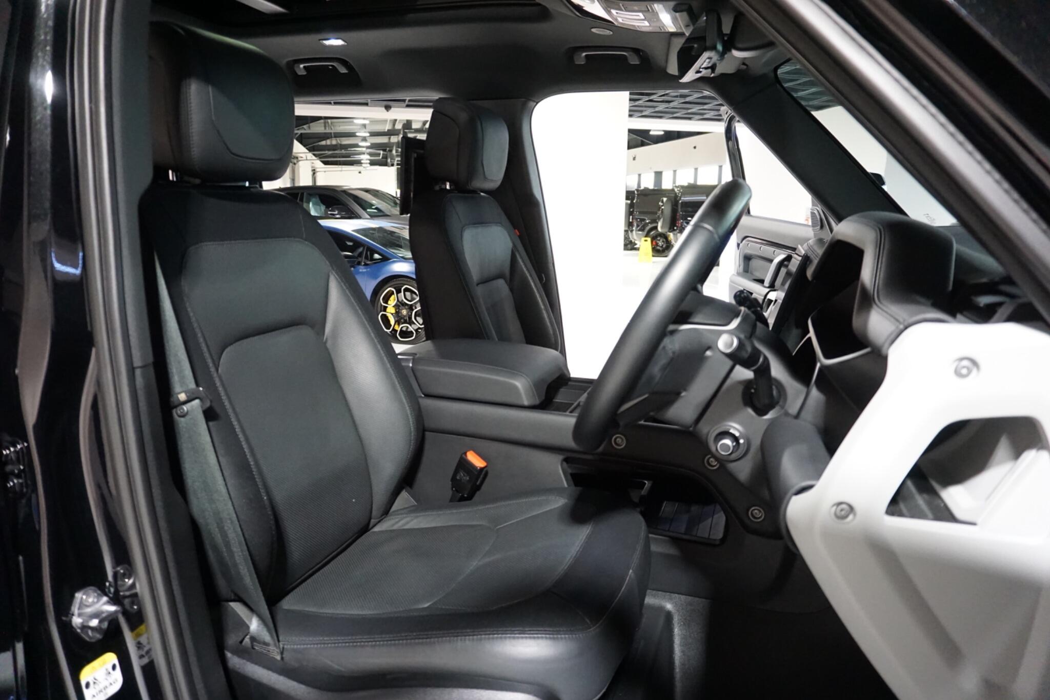 Land Rover Defender 110 3.0 D300 MHEV X-Dynamic HSE SUV 5dr Diesel Auto 4WD Euro 6 (s/s) (300 ps)